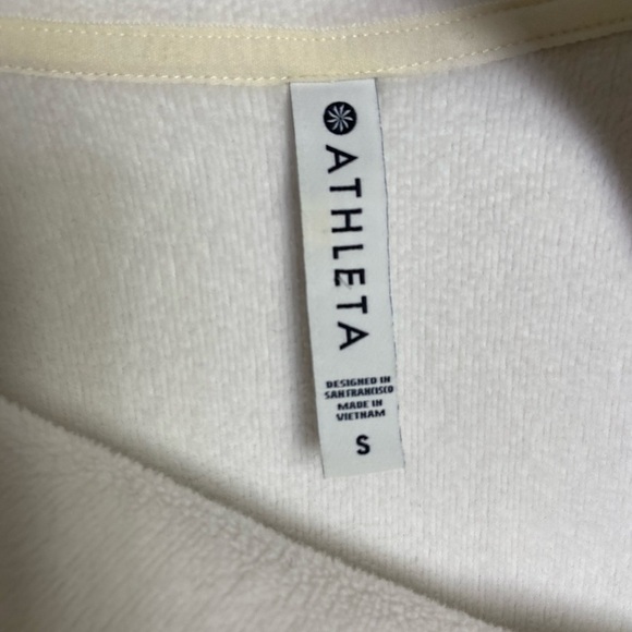 Athleta Cozy Karma Asym Pullover Fleece in Oatmeal size Small - Picture 7 of 9